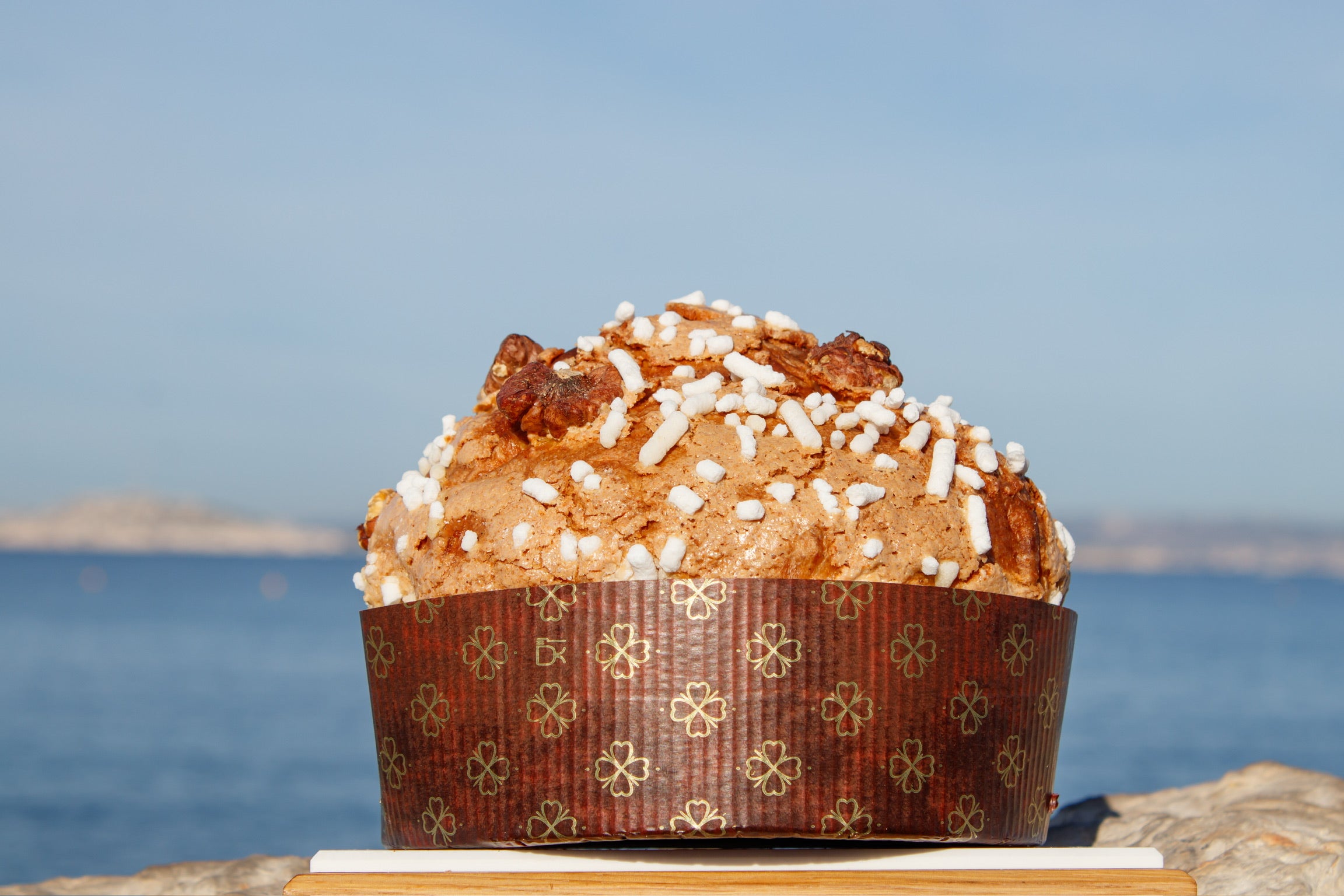 Panettone mandarines confites, noix caramélisées et cannelle